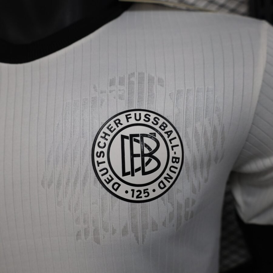 Alemania Ed. Especial 125 Aniversario 1ª Eq. (Ed. Jugador) - Imagen 3