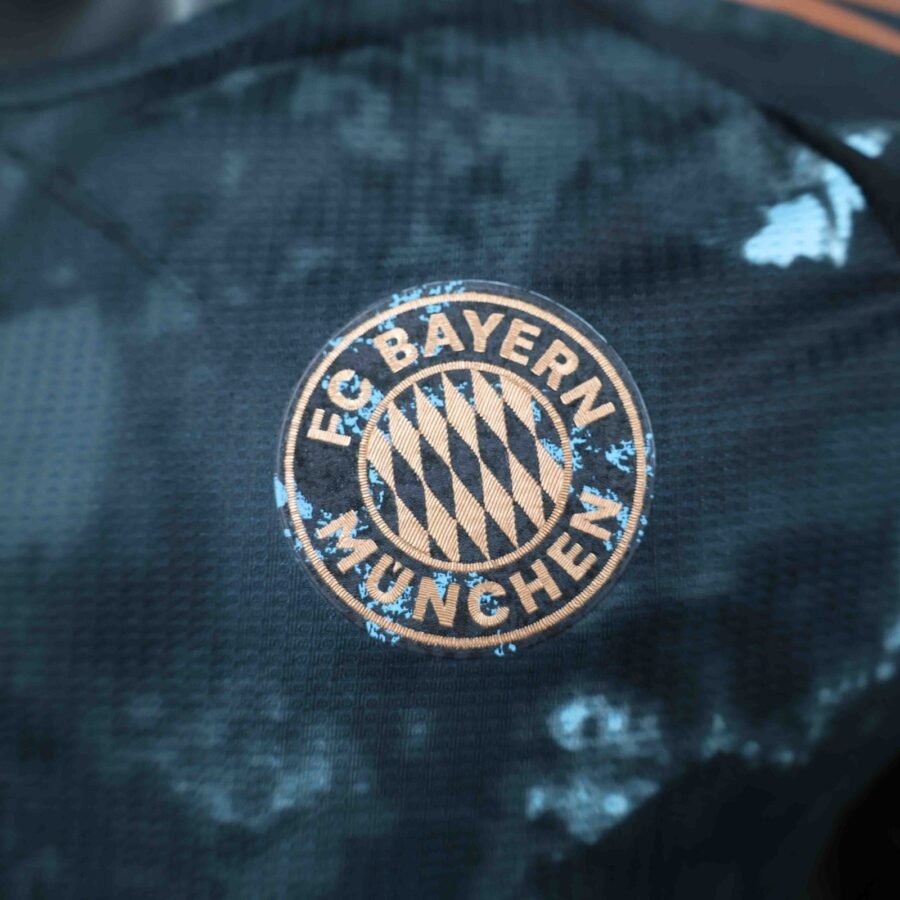 Bayern Múnich 2024/25 2a Eq. (Ed. Jugador) - Imagen 3