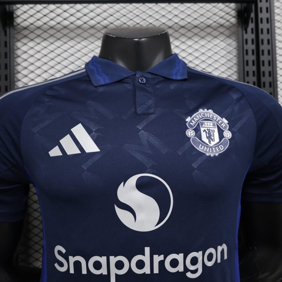 Man. United 2024/25 2a Eq. (Ed. Jugador) - Imagen 5