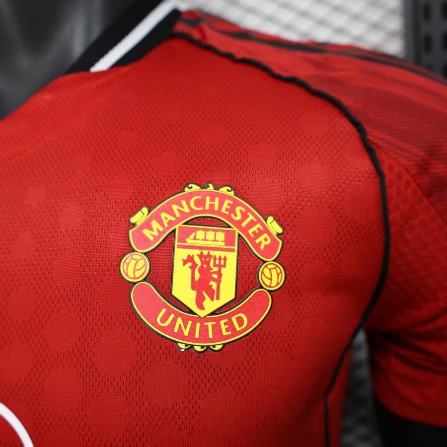 Man. United 2025/26 1a Eq. (Ed. Jugador) - Imagen 3