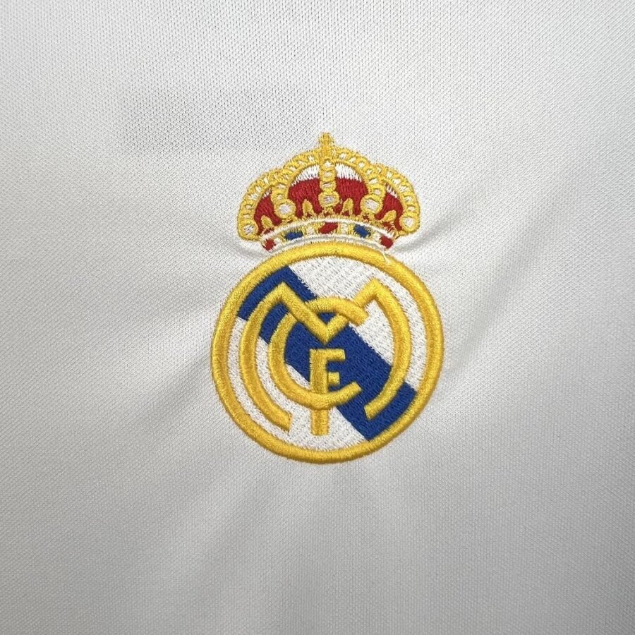 Real Madrid 2000/01 1a Eq. - Imagen 2