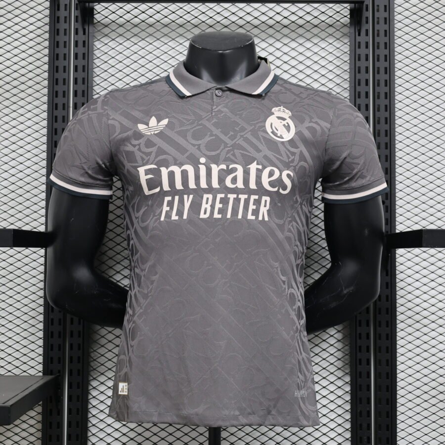 Real Madrid 2024/25 3a Eq. (Ed. Jugador) - Imagen 4