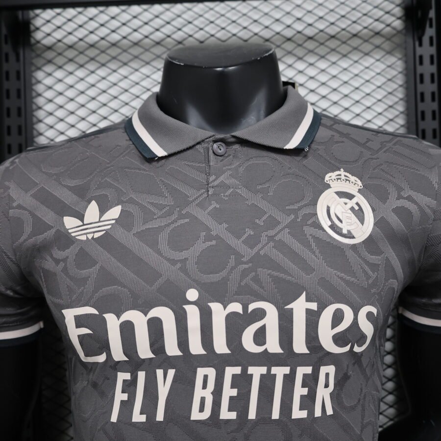 Real Madrid 2024/25 3a Eq. (Ed. Jugador) - Imagen 5