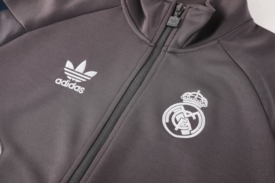 Real Madrid 2024/25 Chándal Retro - Imagen 3