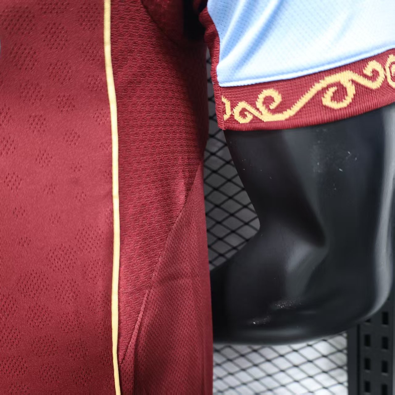 Aston Villa 2025/26 1a Eq. (Ed. Jugador) 5 Aston Villa 2025/26 1a Eq. (Ed. Jugador) - Imagen 5