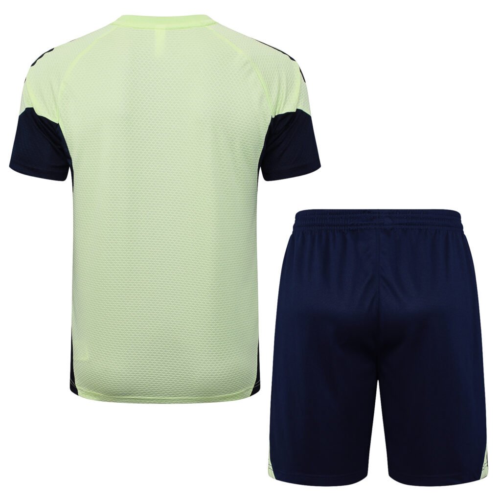 Real Madrid 2025/26 Kit Entrenamiento