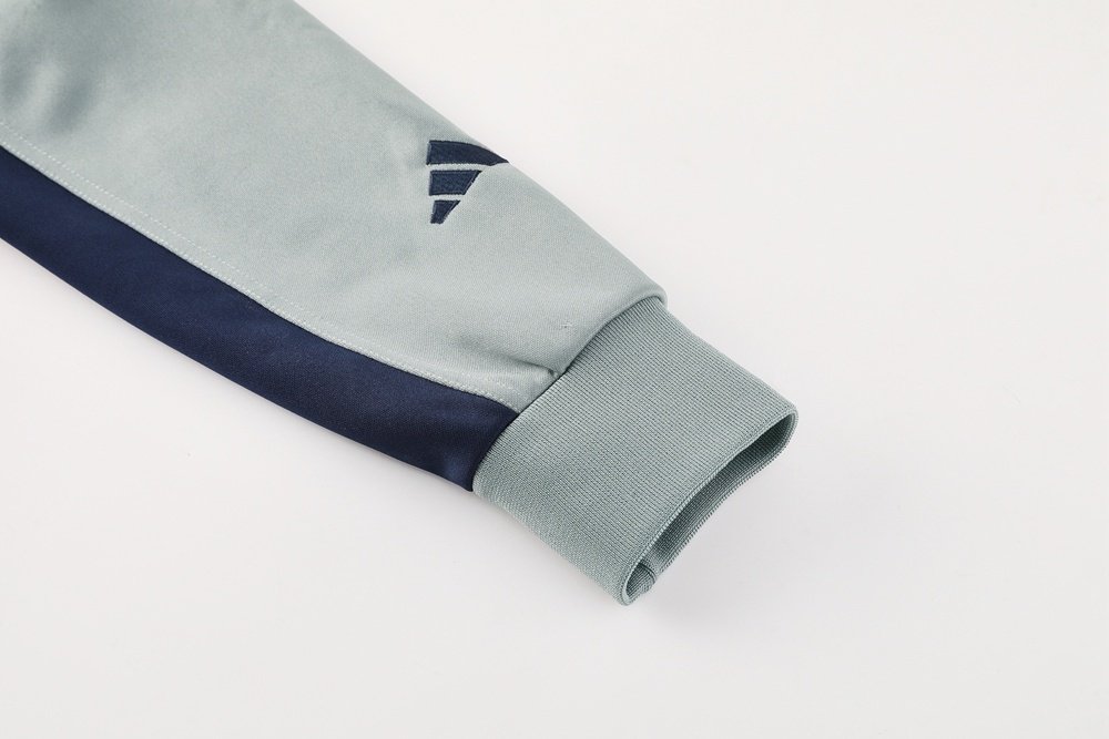 Real Madrid Chándal Retro 2 5 Real Madrid Chándal Retro 2 - Imagen 5