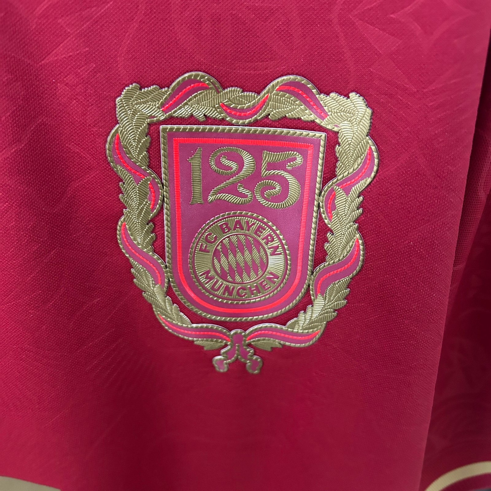 Bayern Múnich Ed. 125 Aniversario 1a Eq. 4 Bayern Múnich Ed. 125 Aniversario 1a Eq. - Imagen 4