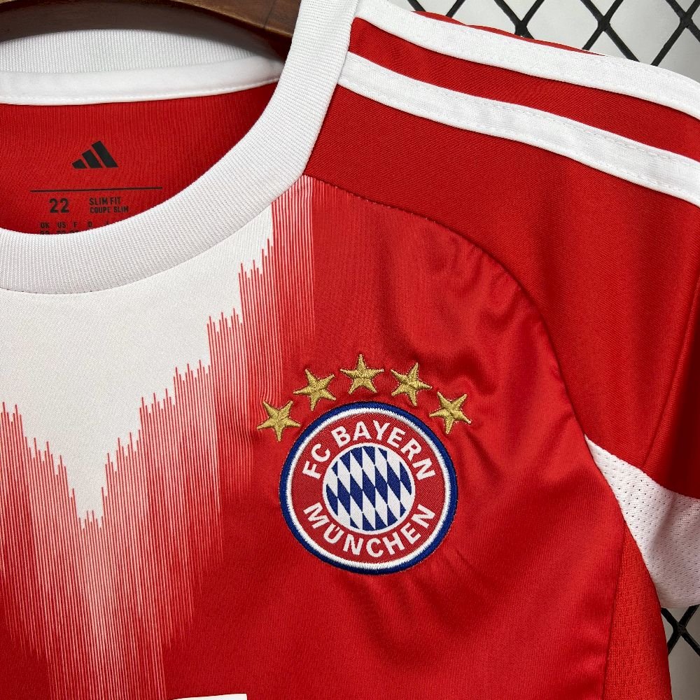Bayern Múnich 2025/26 1a Eq. Niño 3 Bayern Múnich 2025/26 1a Eq. Niño - Imagen 3