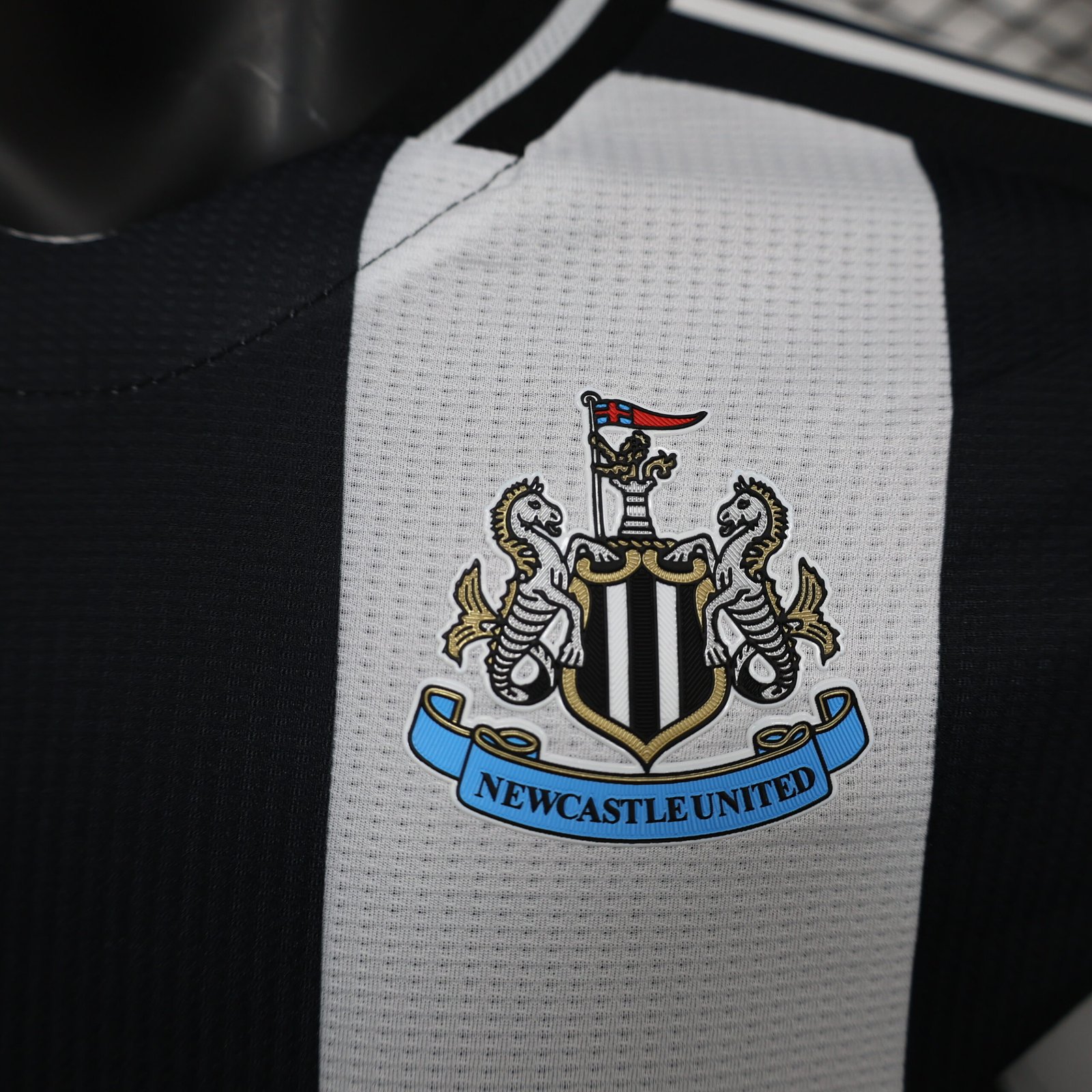Newcastle 2024/25 1a Eq. (Ed. Jugador) 4 Newcastle 2024/25 1a Eq. (Ed. Jugador) - Imagen 4