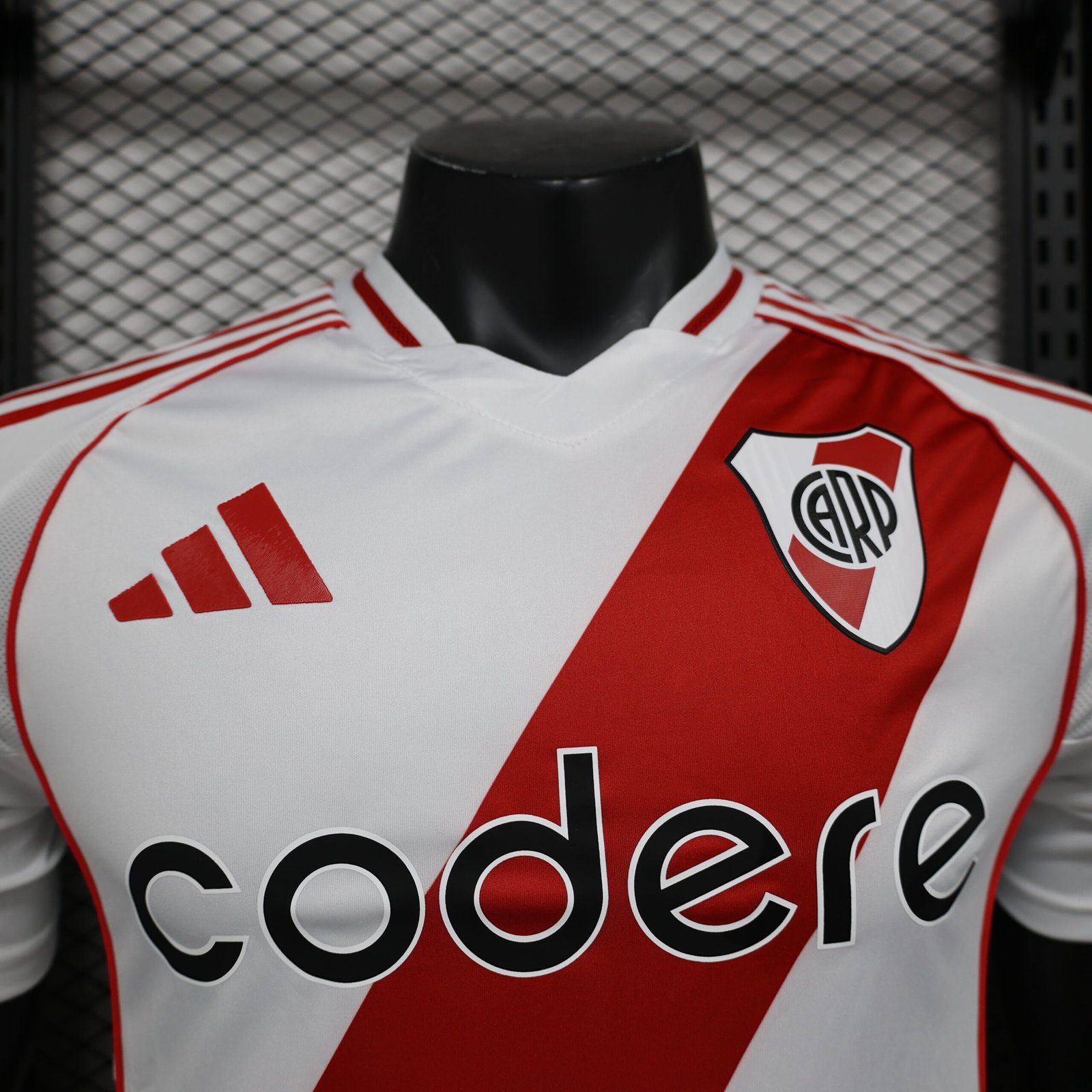 River Plate 2024/25 1a Eq. (Ed. Jugador) 3 River Plate 2024/25 1a Eq. (Ed. Jugador) - Imagen 3