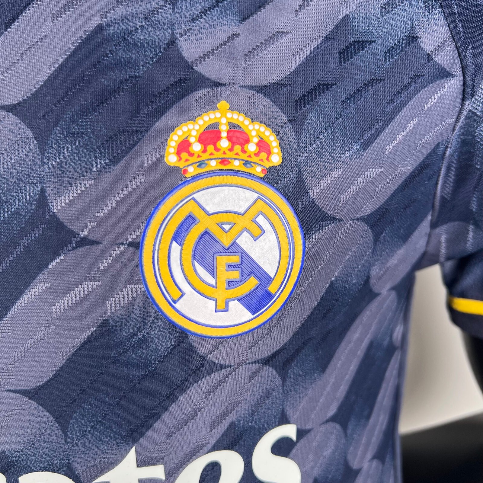 Real Madrid 2023/24 2a Eq. (Ed. Jugador) 4 Real Madrid 2023/24 2a Eq. (Ed. Jugador) - Imagen 4