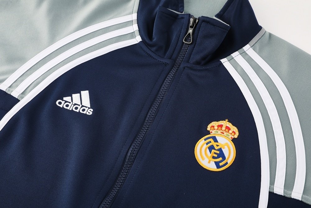 Real Madrid Chándal Retro 2 4 Real Madrid Chándal Retro 2 - Imagen 4