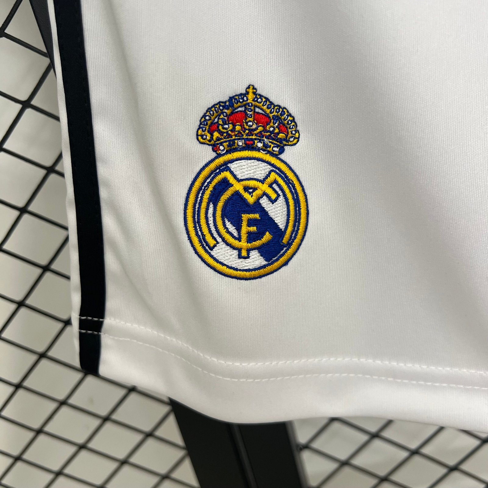 Real Madrid 2025/26 Pantalón 1ª Eq. 3 Real Madrid 2025/26 Pantalón 1ª Eq. - Imagen 3