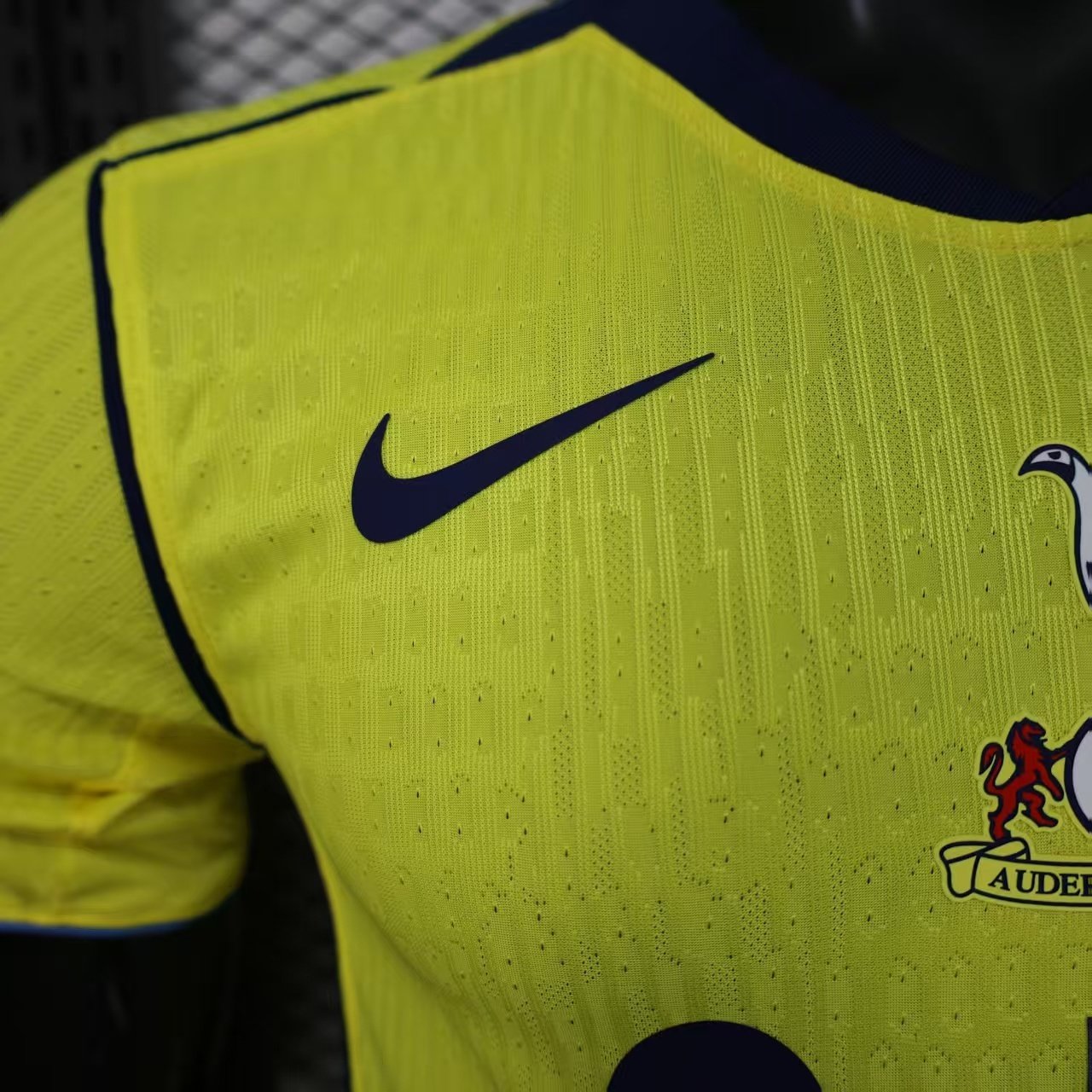 Tottenham 2025/26 3a Eq. (Ed. Jugador) 4 Tottenham 2025/26 3a Eq. (Ed. Jugador) - Imagen 4