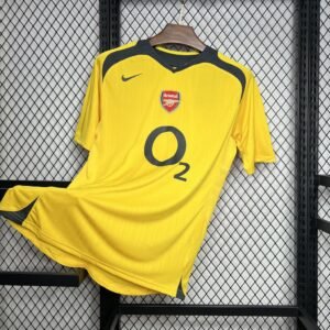 Arsenal 2005/06 2a Eq.