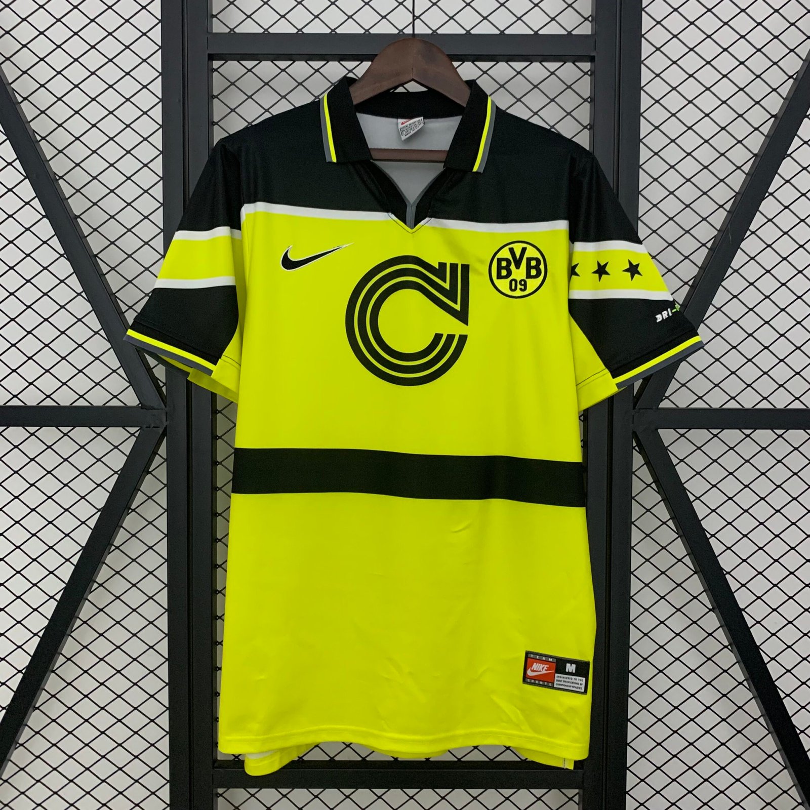 Borussia Dortmund 1996/97 Final Champions 2 Borussia Dortmund 1996/97 Final Champions - Imagen 2